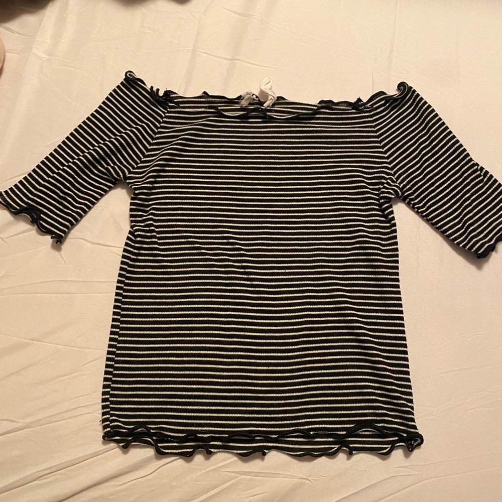 off the shoulder shirt